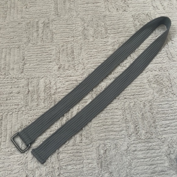 Grey canvas belt Size Small/Med See pics for measurements - 31”-34" Waist, New - Picture 8 of 16